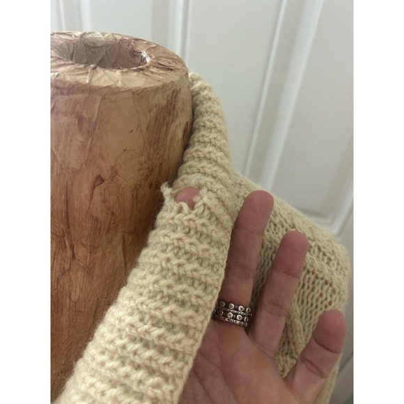 Vintage Irish New Wool Chunky Knit Beige Sweater Sz 40 Imperfect - Picture 6 of 9